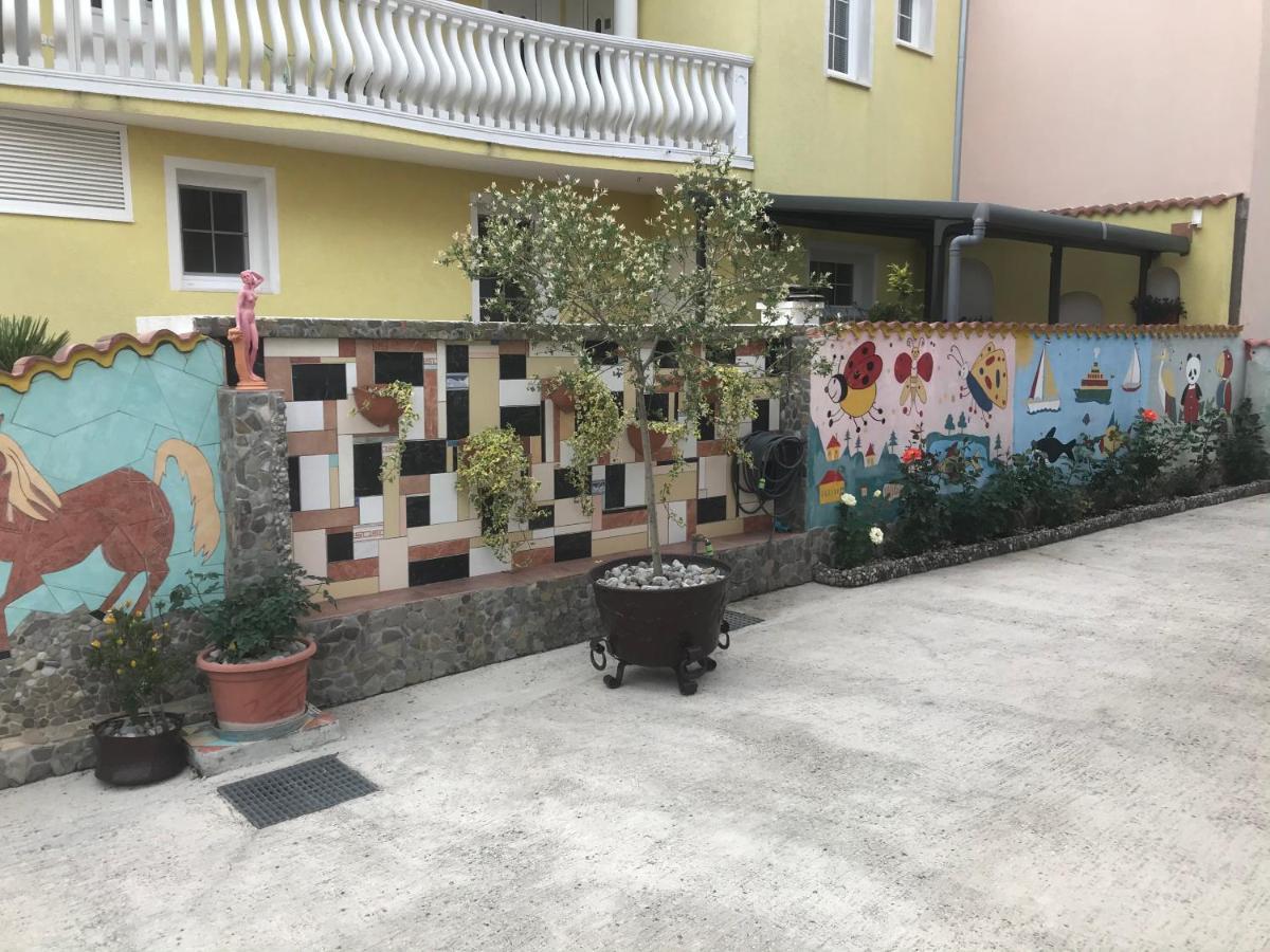 Lipovac Resort Ficus Bilice Extérieur photo