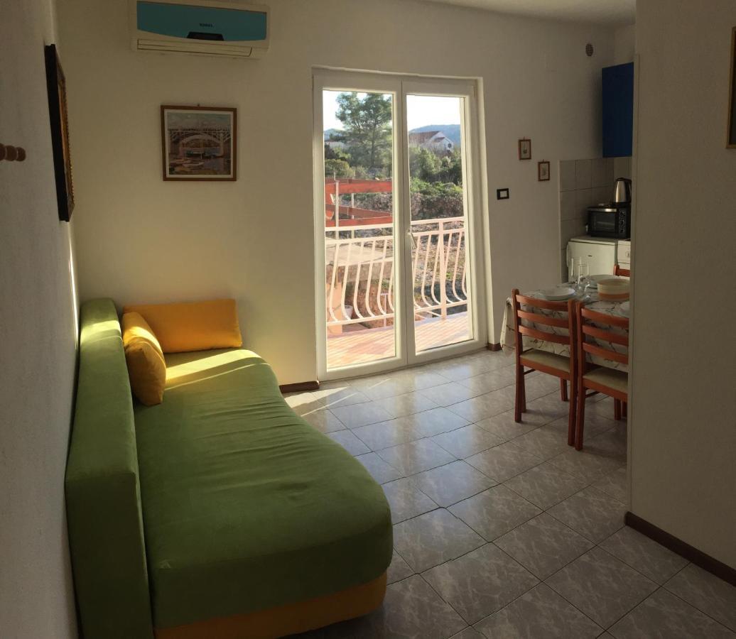 Lipovac Resort Ficus Bilice Extérieur photo