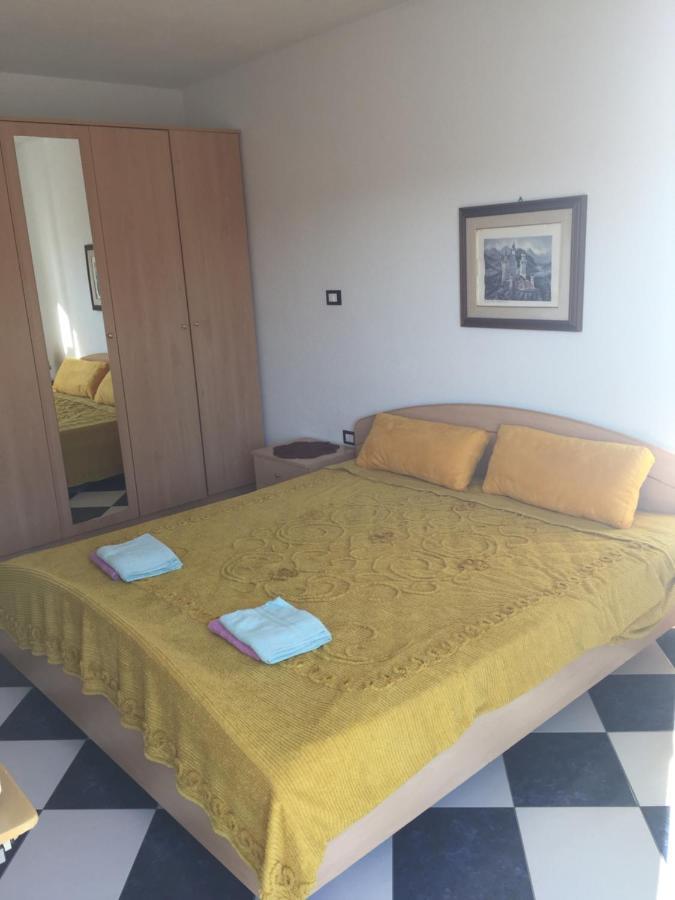Lipovac Resort Ficus Bilice Extérieur photo