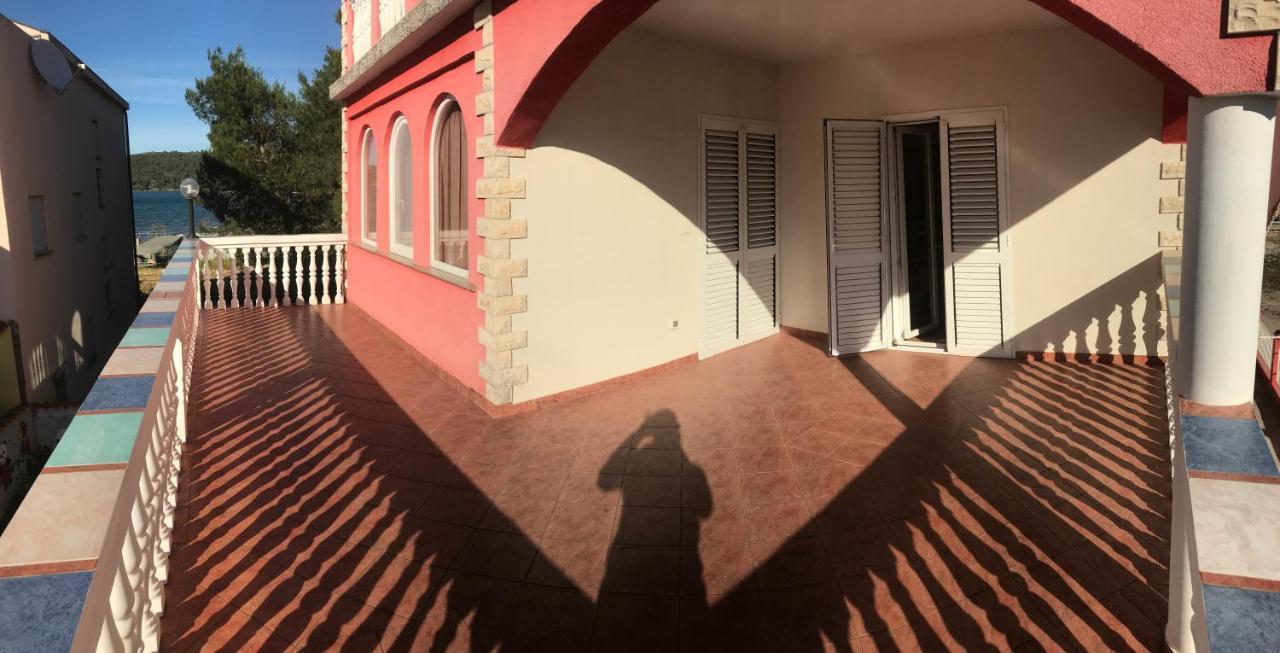 Lipovac Resort Ficus Bilice Extérieur photo