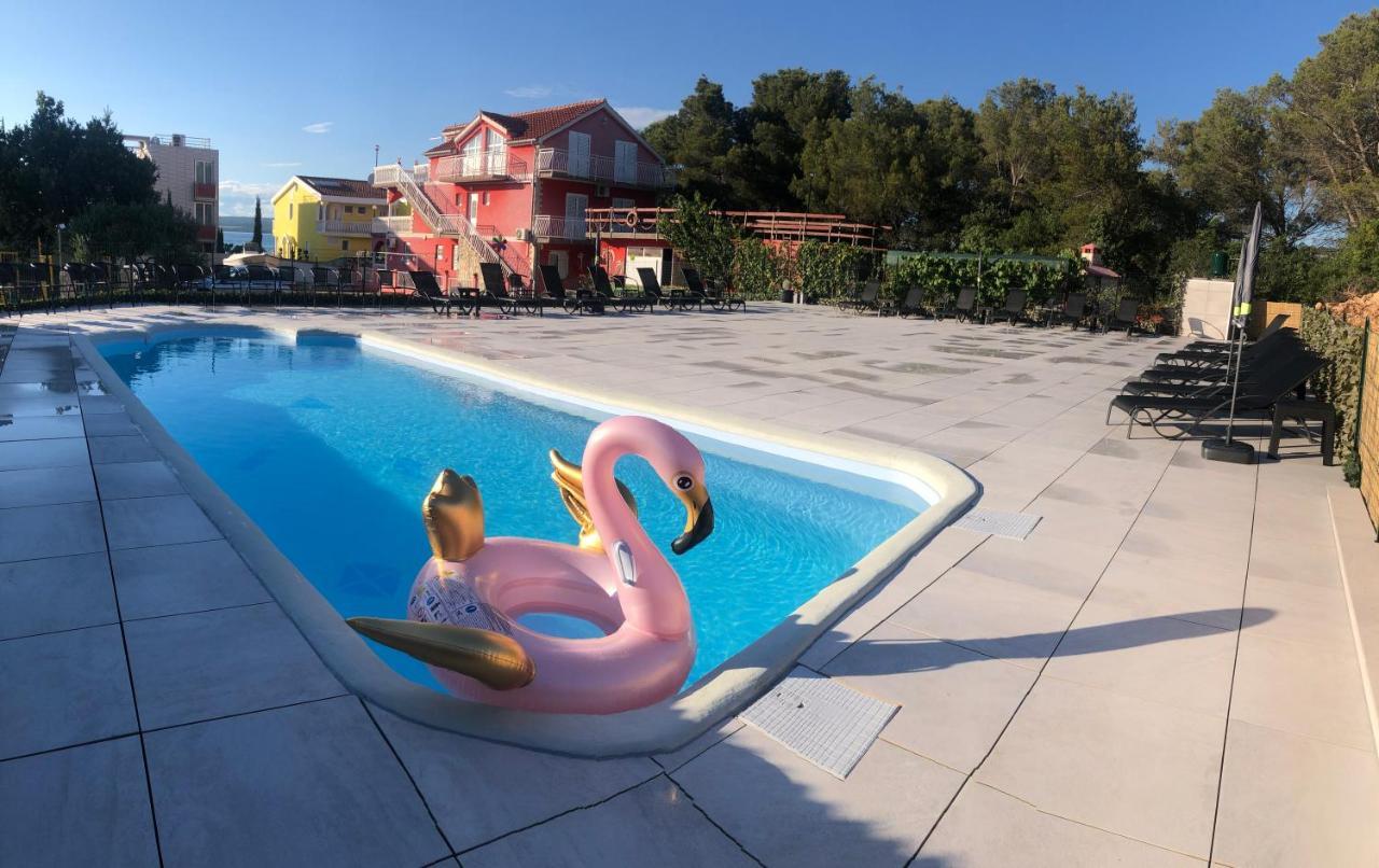 Lipovac Resort Ficus Bilice Extérieur photo